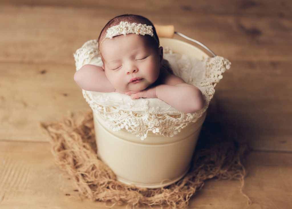 Neugeborenen Shooting Düsseldorf Neugeborenen-Shooting mit Accessoires